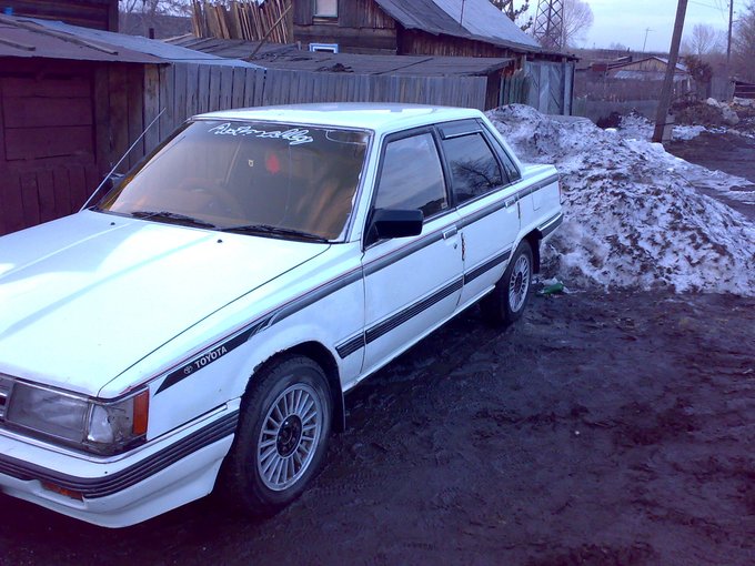 Toyota Camry 1985