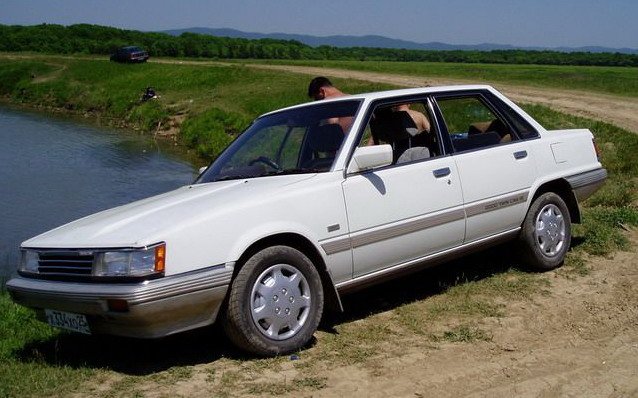 Toyota Camry 1985